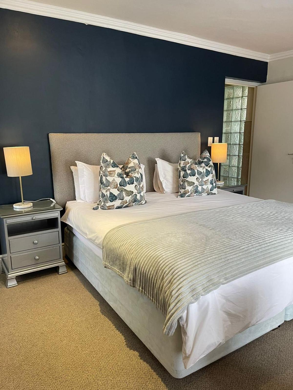 Plumwood Boutique Hotel By The Living Journey Collection Franschhoek Eksteriør bilde